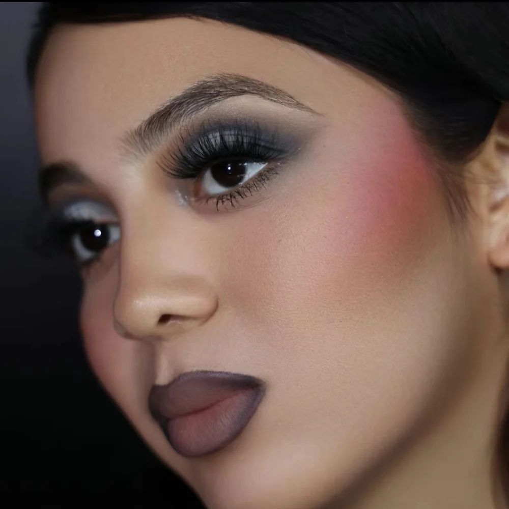 Glamlite Ghost Face Blush